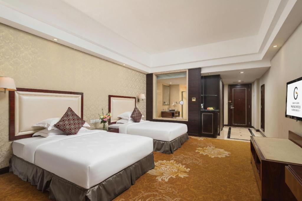 Country Garden Phoenix Hotel Maoming Dış mekan fotoğraf